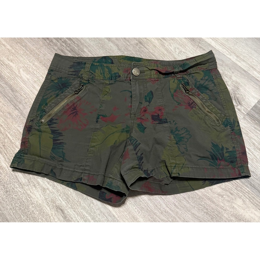 Faded Glory Women Size 6 Olive Green Tropical Floral Utility Shorts Cotton Blend